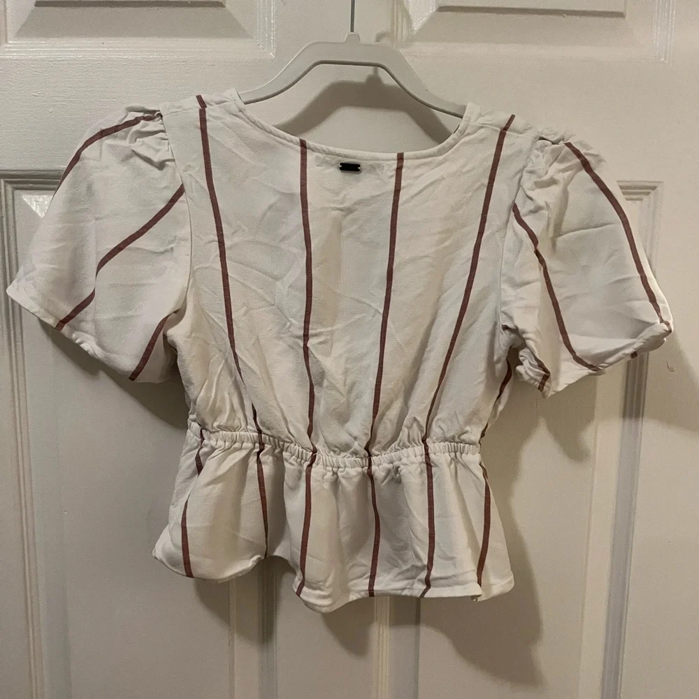 Top - Picture 2 of 3